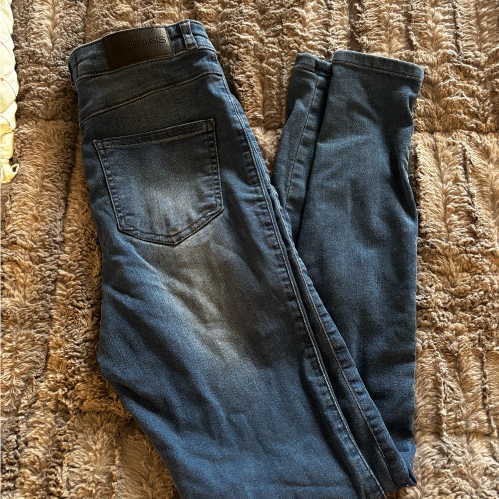 Fit jeans sz small s Classic Dark Wash Women’s Skinny Jeans 2 4